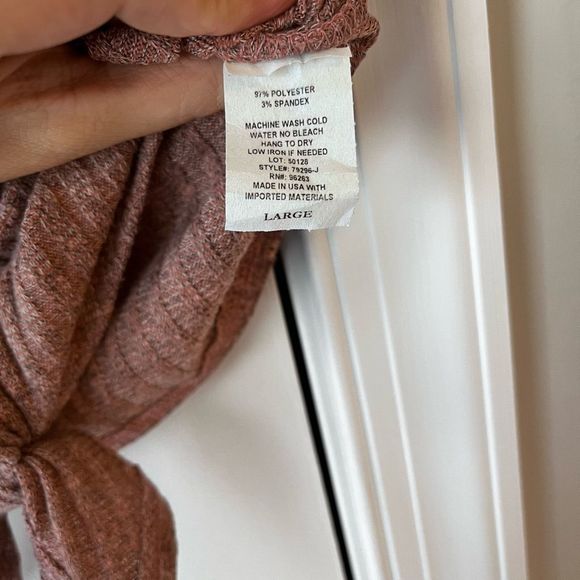 Olivia Rae knit tank - size L - Picture 5 of 5